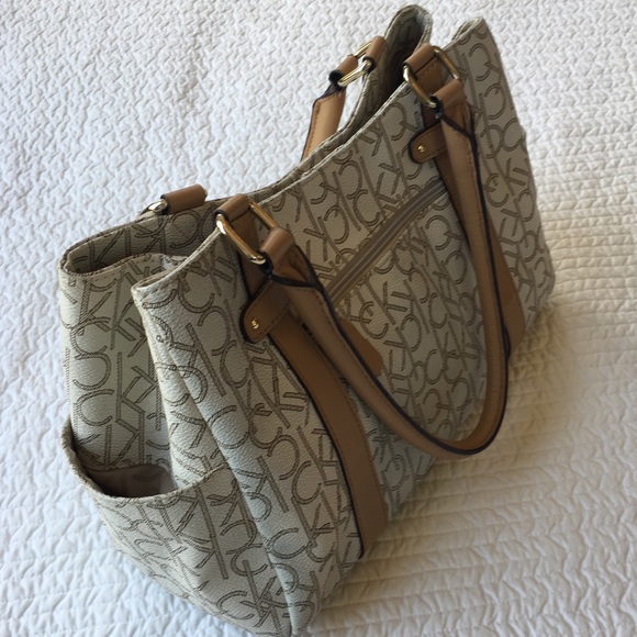 SOLD - Picture 2 of 8